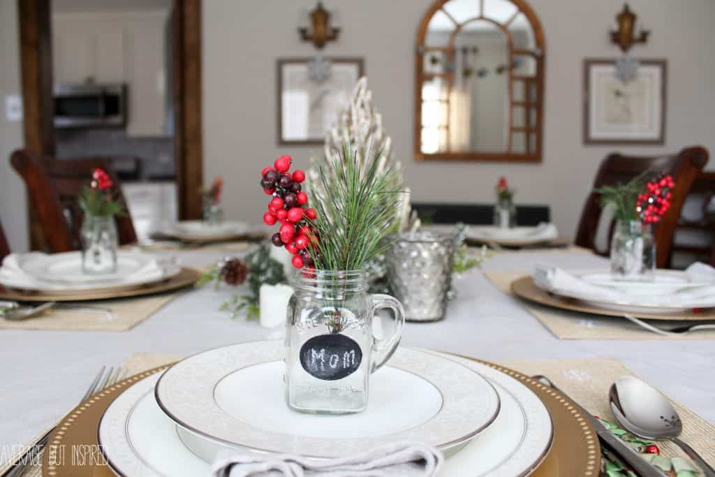 This post has great ideas for decorating your dining room for Christmas! 5 manageable tips will have you decking the halls in no time! #ad