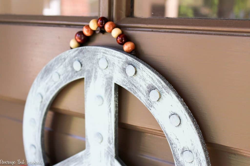 diy-peace-sign-wreath