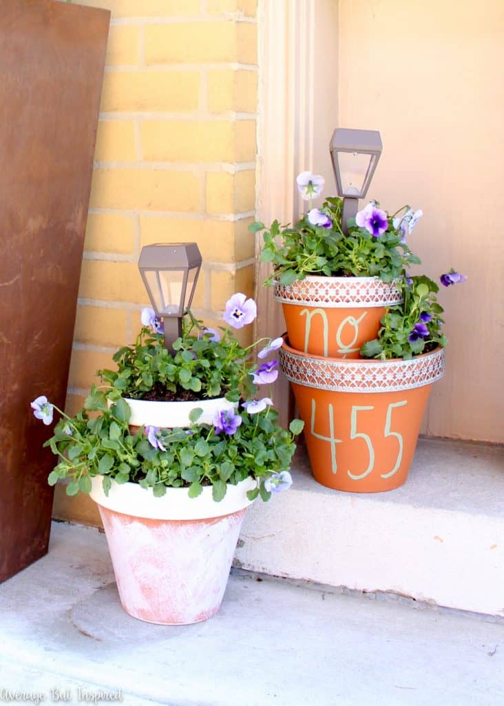 Solar lamp post with deals flower pot