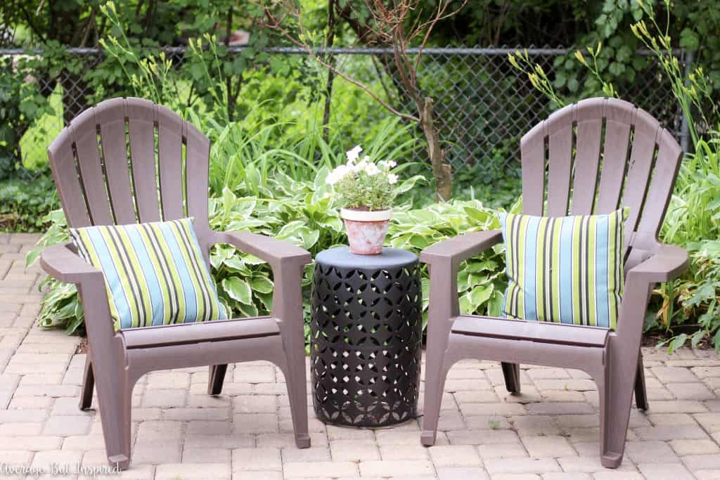 A small backyard can be large on style! Visit my urban backyard patio as part of the Garden Tour Blog Hop and see how I make the most of my small space.