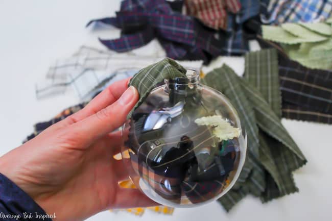 DIY Memorial Ornaments  to Remember  Loved  Ones  at Christmas 