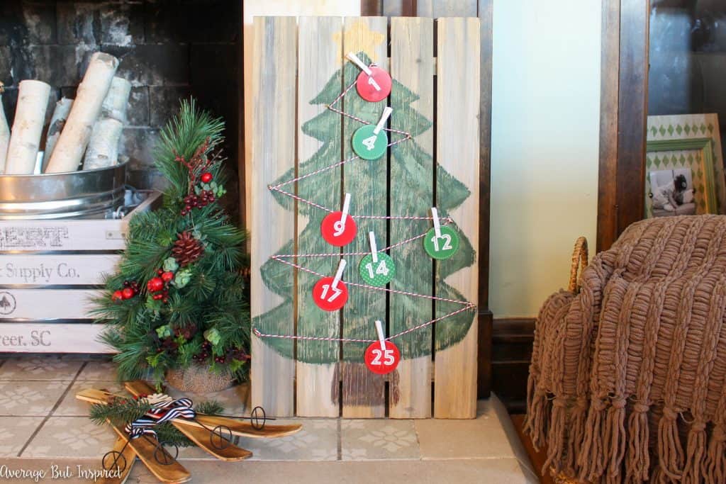 Learn how to make an adorable and rustic DIY Advent Calendar or Christmas Countdown Calendar. This tutorial teaches you how to make this simple advent calendar for your holiday celebration.