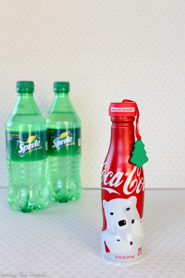 Learn how to transform a Coca-Cola bottle into an ornament for your Christmas tree! Plus, download free printable gift tags in this post!