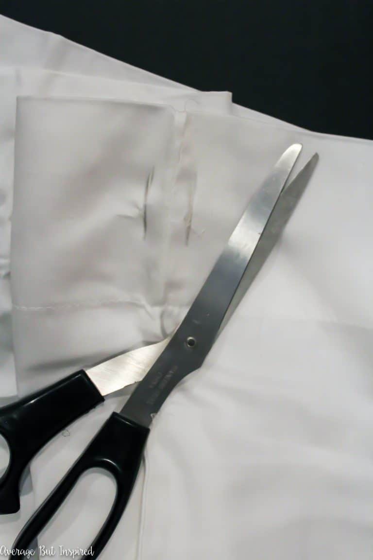 DIY Travel Laundry Bag From a Pillowcase