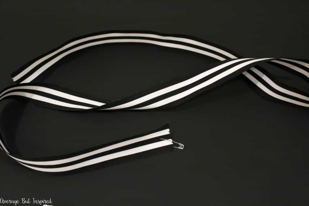 DIY Travel Laundry Bag From a Pillowcase