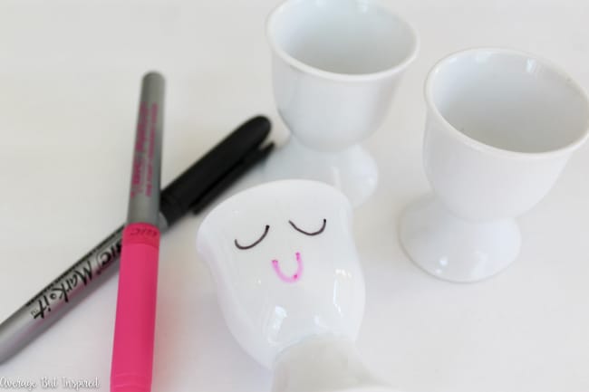 Learn how to turn egg cups into adorable mini planters in this post!