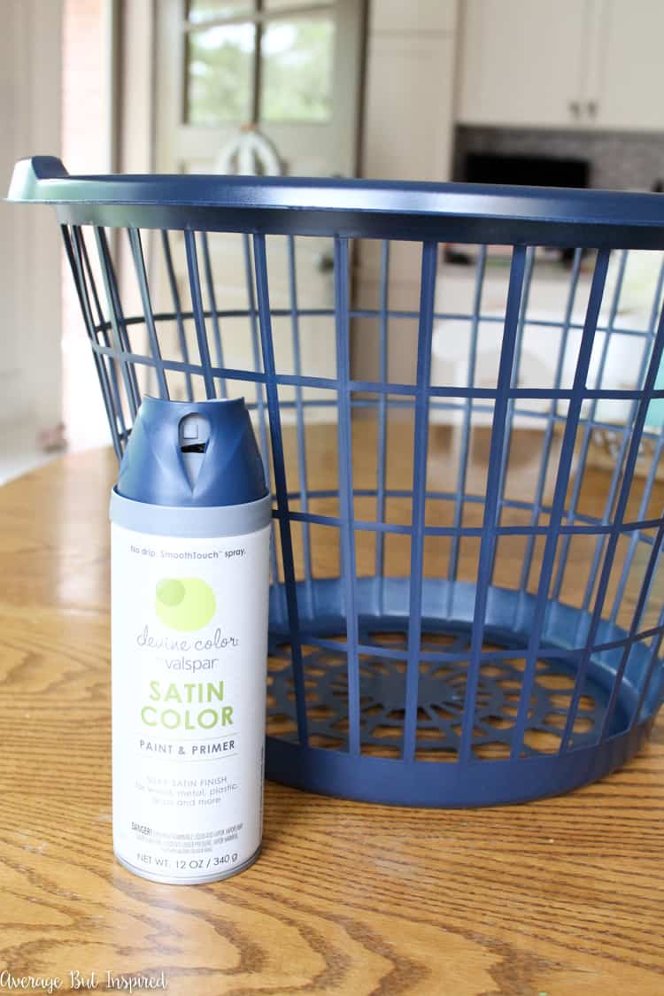 It's easy to transform a dollar store laundry basket into a pretty burlap basket! What a great Dollar Tree craft project!