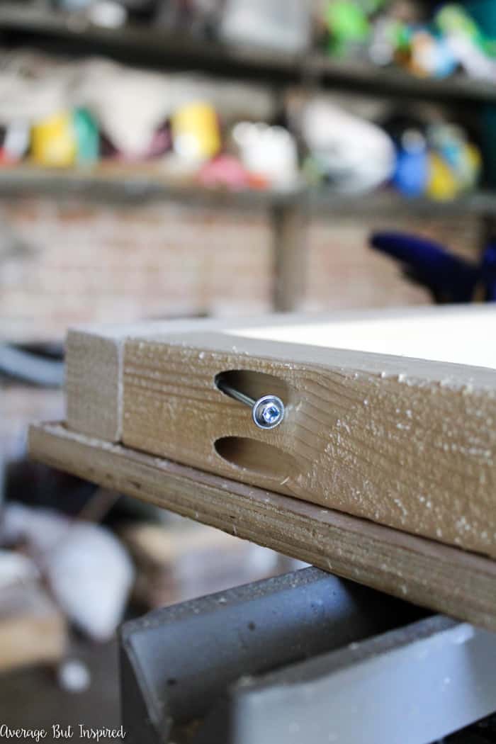 DIY Modern Desk - A Beginner Woodworking Project