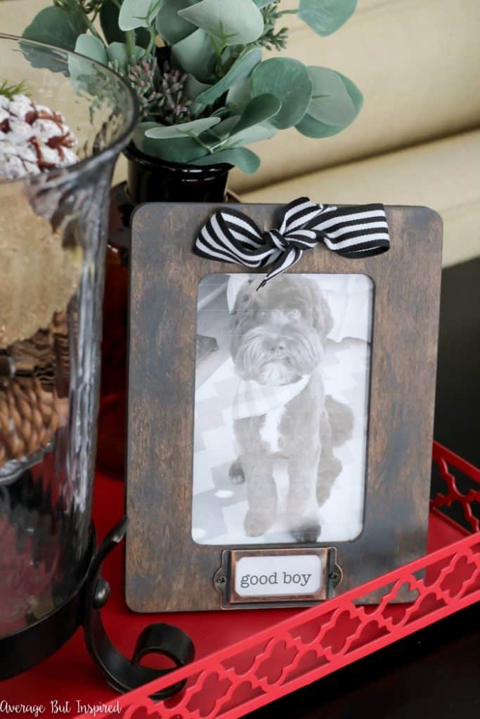 DIY Labeled Picture Frames