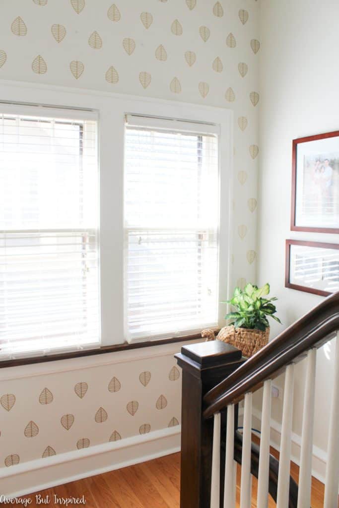 How to Apply Wall Decals in a Pattern