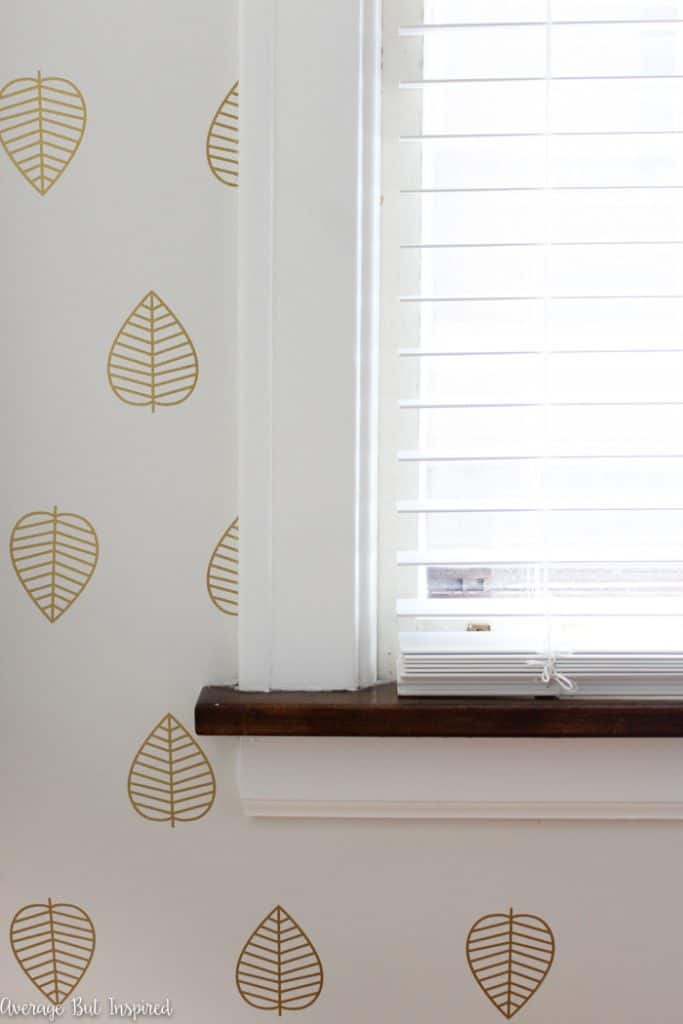 How to Apply Wall Decals in a Pattern
