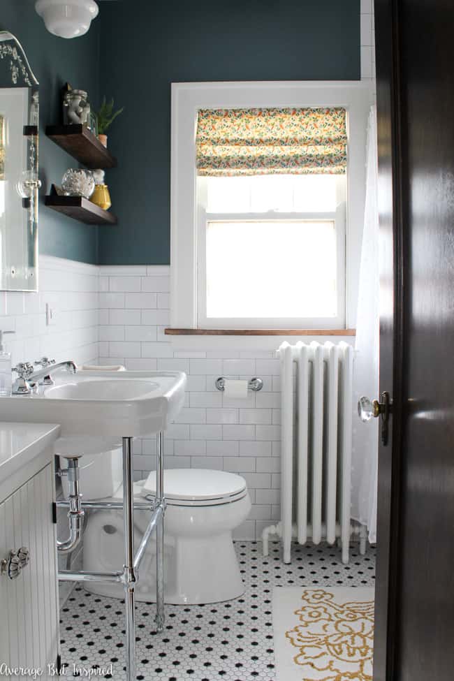 This 1920s bathroom renovation turned out amazing! The homeowners worked to keep charm and features of the home's period in tact, to create a space that is both vintage and modern.