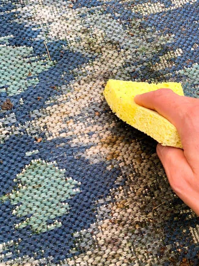 Even an outdoor rug covered in mold and mildew can be cleaned! See how to get your outdoor rug looking brand new with this cleaning technique.