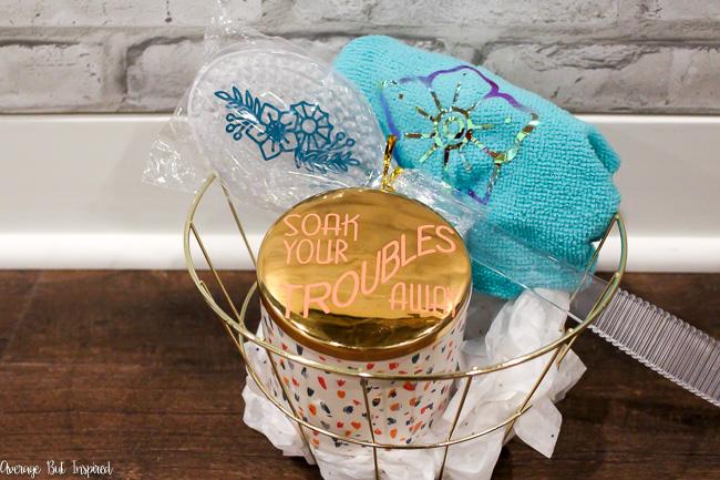 DIY Dollar Store Gift Basket Ideas with personalized details!