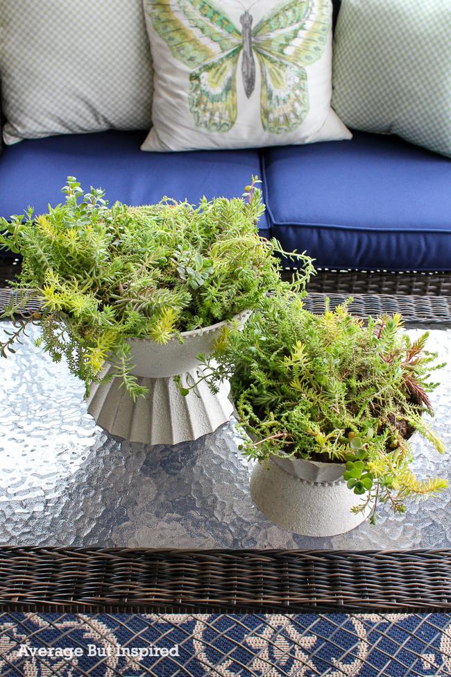 Can you believe that these beautiful modern pedestal planters are DIY planters made from serving bowls? Get the full project tutorial in this post.