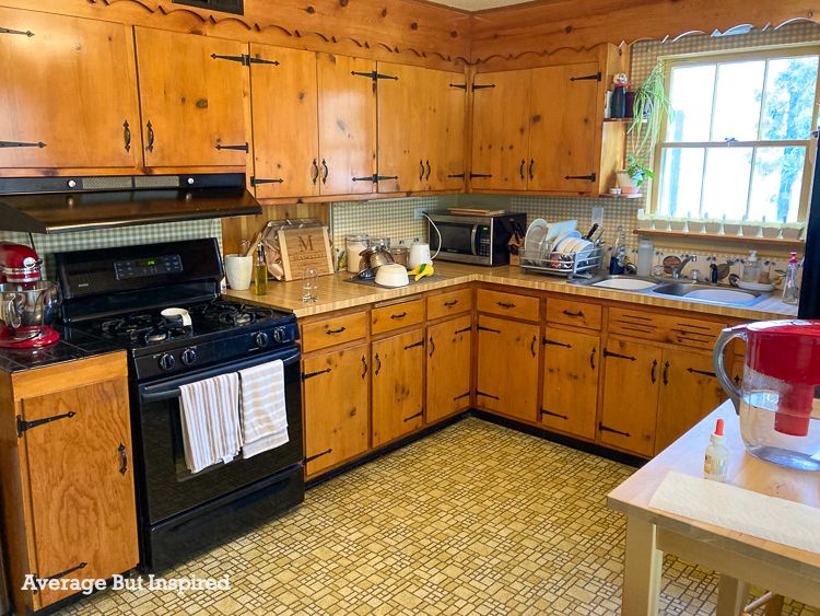 1950s Kitchen Makeover Before 09 
