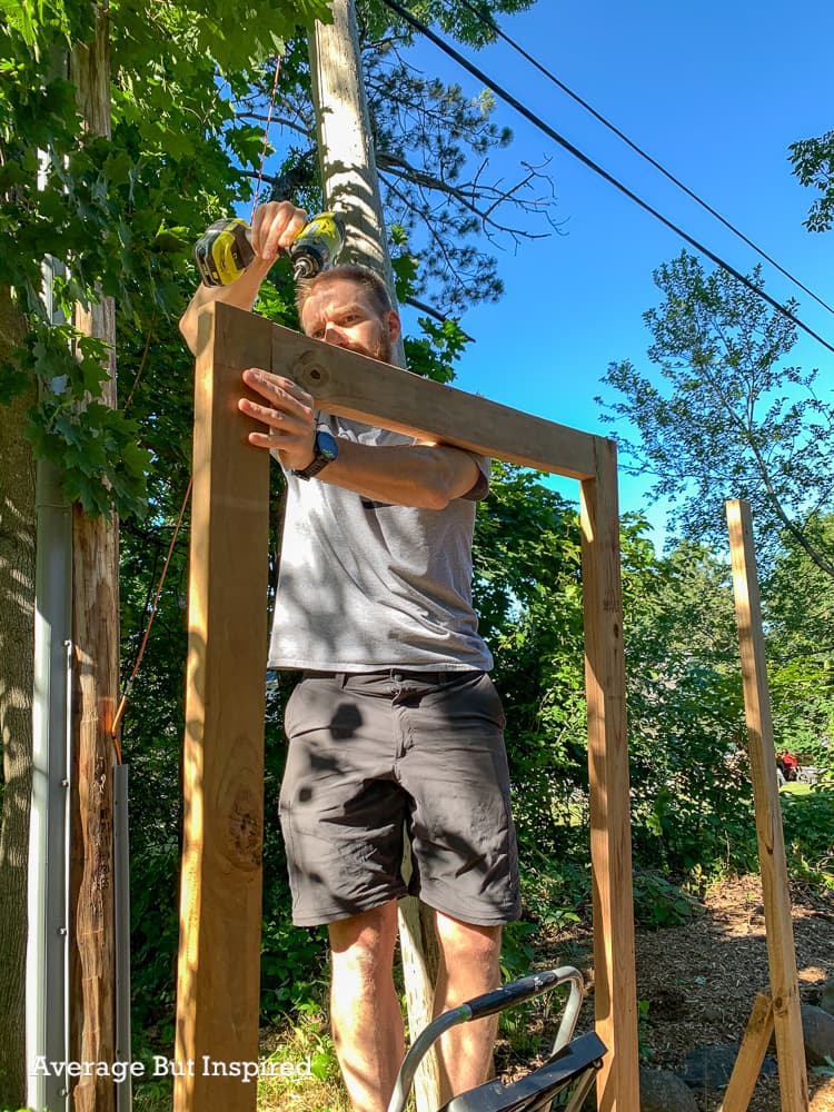 Freestanding DIY Outdoor Privacy Screen - Average But Inspired